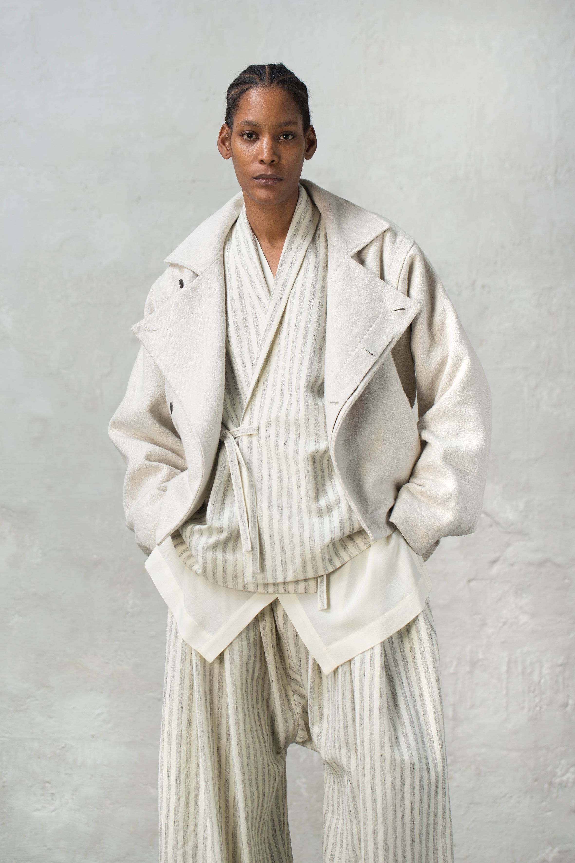 10. A Horizon (AW22) － Jan Jan Van Essche